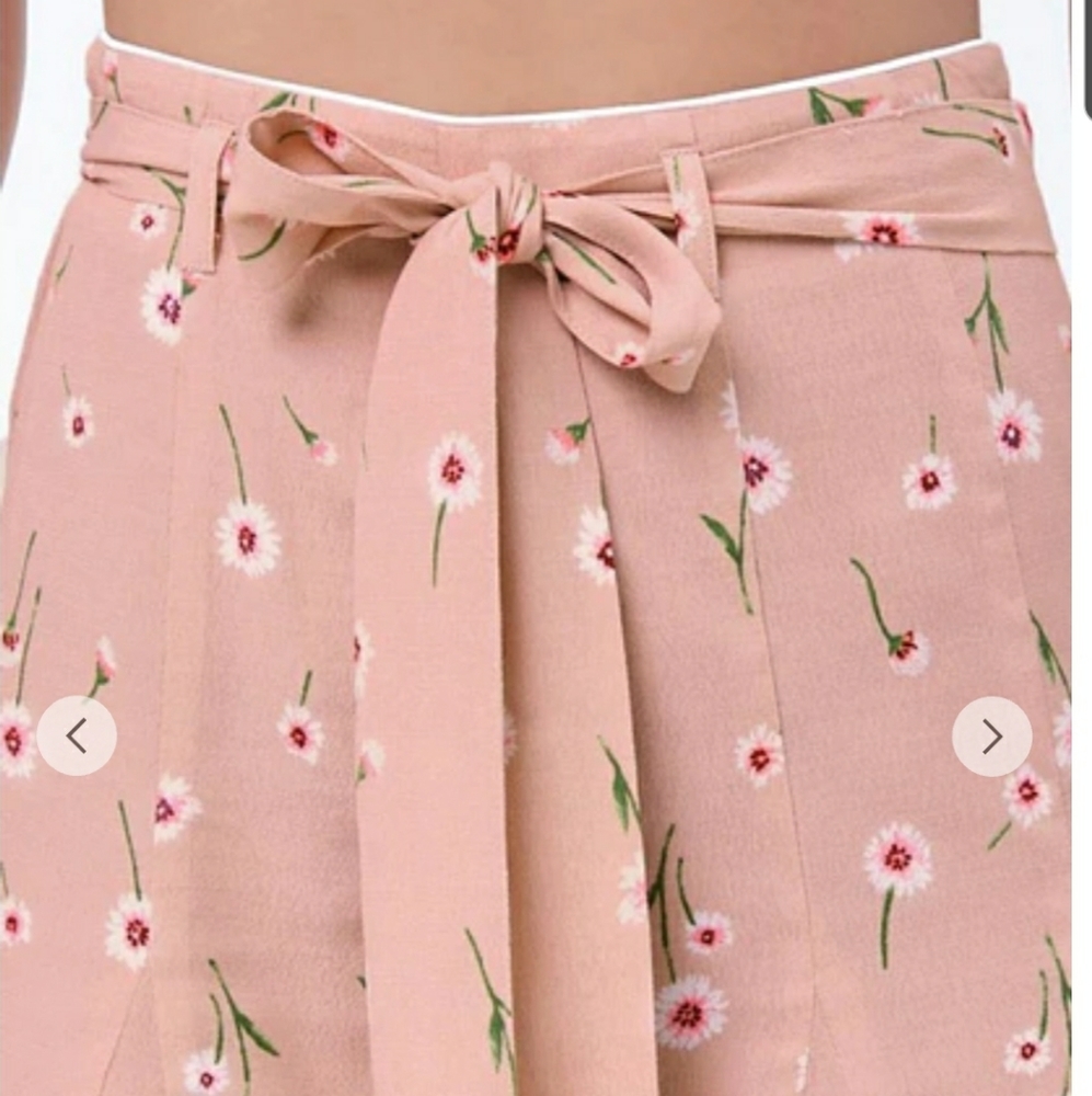 Floral Belted Shorts